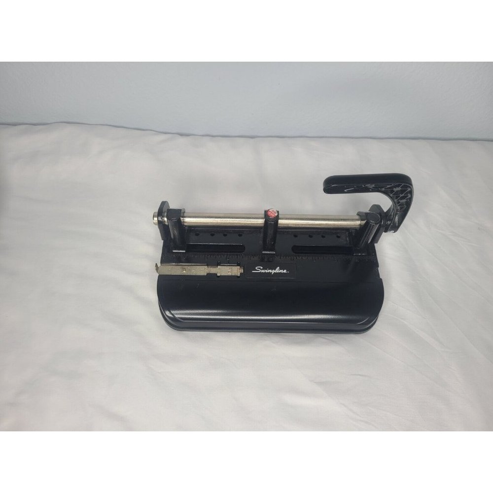 Vintage Swingline Office 3-Hole Puncher Model 350/400 Acco Brands Inc.